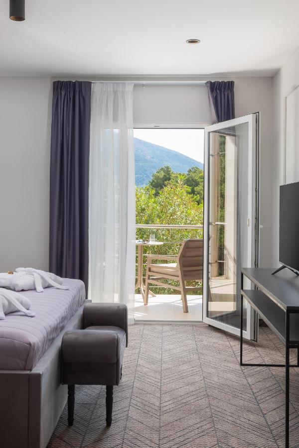 Zlatni Rat Beach Resort 波尔 外观 照片