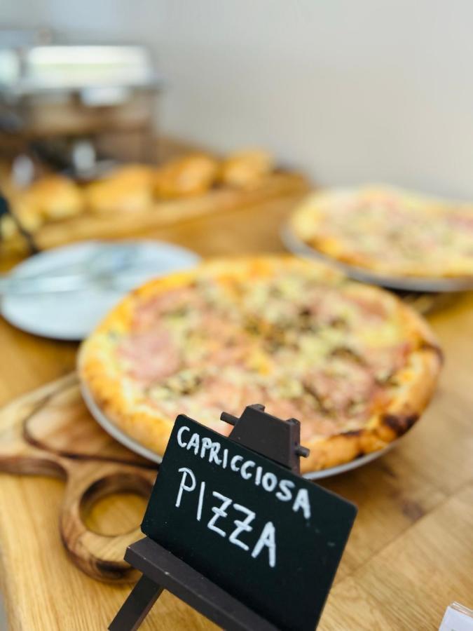 Zlatni Rat Beach Resort 波尔 外观 照片