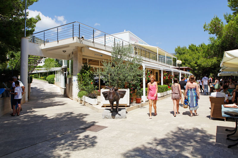 Zlatni Rat Beach Resort 波尔 外观 照片